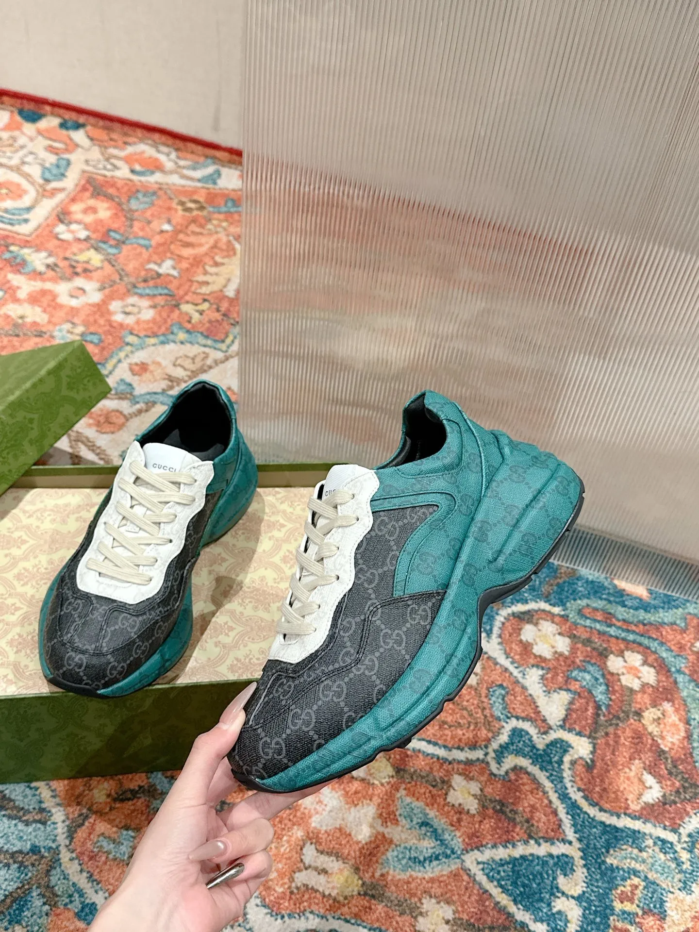 👟👟Ex-factory price 700👟👟 Men's size +10 🇮🇹Italy🇮🇹Gucci GUCCI🇮🇹Dad shoes (purchase level) (original replica) 👑 The original version purchased by Taikoo Hui has been continuously improved and upgraded in details, from the packaging of the shoes - anti-counterfeiting markings - shoe box accessories - fabric optimization - outsole technology - stitching and routing - oil edge technology. We do our best ◼️ Outsole: original plate molding ◼️ Upper: original grade A imported cowhide 🐮 ◼️ lining: original grade A mixed sheepskin 🐑 ◼️ Feet: original grade A mixed sheepskin 🐑 ◼️ Medium and low belt LOGO + original injection molding foot technology + original lasting technology ◼️ Original full set of customized packaging (anti-counterfeiting chip + a cloth bag + GUCCI card envelope + electronic invoice with credit card slip + shoelaces) ◼️ All details of the higher version are consistent with the original version (note the comparison) ◼️ Code number: 35-40 for women and 39-44 for men